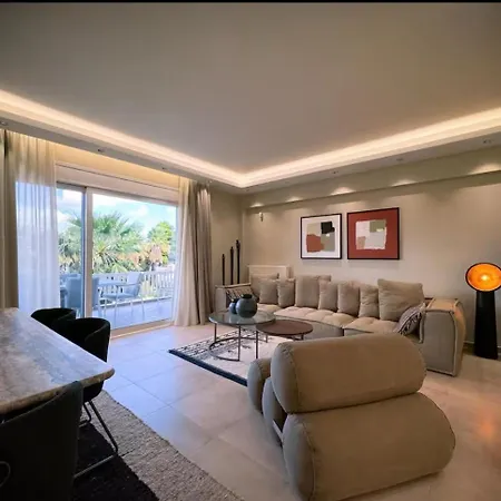 Elegant Vip - Town Apartment Athens