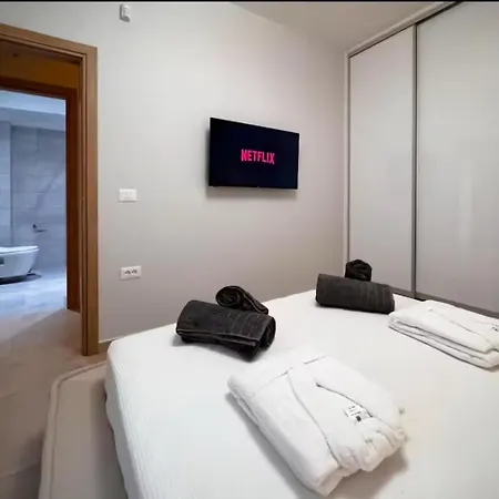 Elegant Vip - Town Apartment Athens