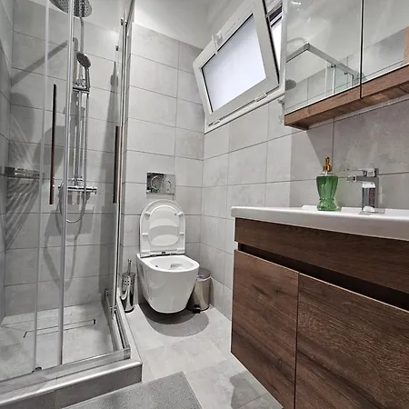 Elegant Vip - Town Apartment *
