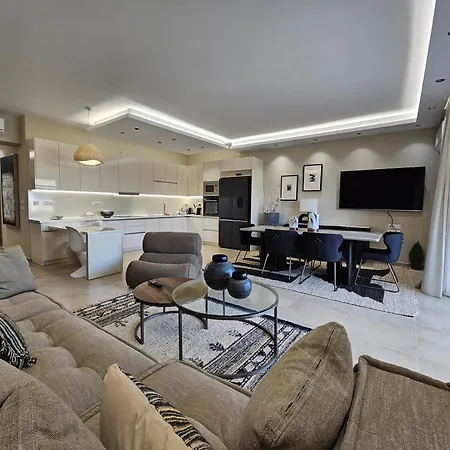 Elegant Vip - Town Apartment Athens